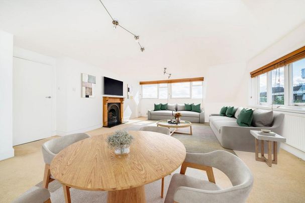 3 bedroom flat to rent - Photo 1