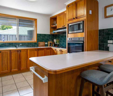 5 Pinkerton Court, Wodonga VIC 3690 - House For Rent | Domain - Photo 6