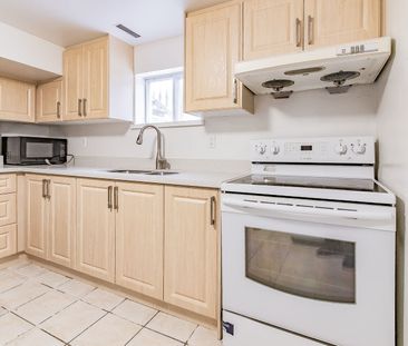 For Lease - 52 Baylawn Drive, Toronto, Ontario - Photo 5