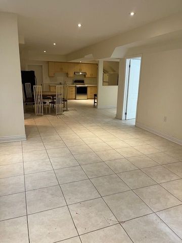 For Lease - 8 Estateview Circle Unit# Basement, Brampton, Ontario - Photo 2