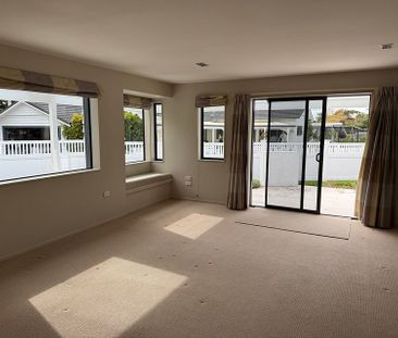 Spacious 2-Bedroom Minor Dwelling with Garden - Photo 5