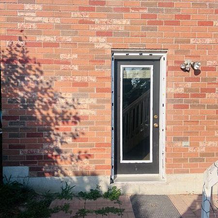 For Lease - 732 Ormond Drive Unit# Basement, Oshawa, Ontario - Photo 1