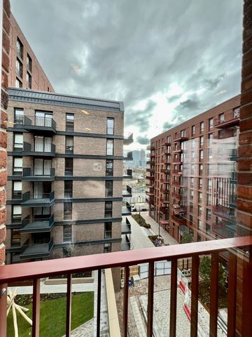 Poplar Riverside, Hemlock Street, - Photo 4