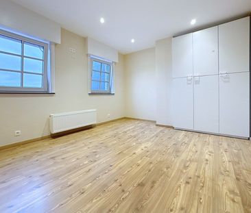 Prachtige en ruime woning in het centrum van Koekelare - Photo 5