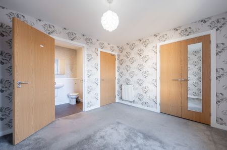 Richmond Park Gardens - Photo 5