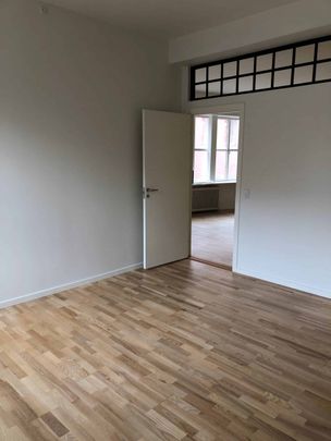 4 værelses lejlighed ved gågaden - Foto 1