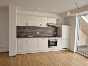 Annenstr. 60, Wohnung 9 ~~~ Loggia, Einbauküche, Badezimmer mit Wanne und Dusche, Gäste-WC, Spitzboden, Stellplatz - Photo 3