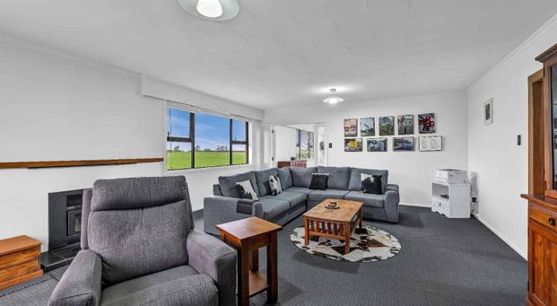 Tikorangi, 3 bedrooms - Photo 1