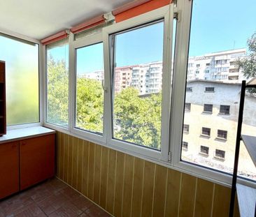 Vitan mall etaj 3 din 4 vlaicu voda - Photo 4