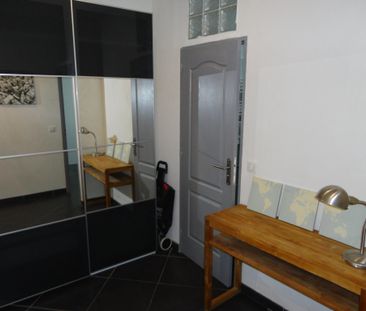 Location Appartement 3 pièces 75m² MARSEILLE 2ème - Photo 1