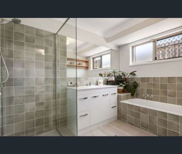 Walk to School and shops. - Photo 6