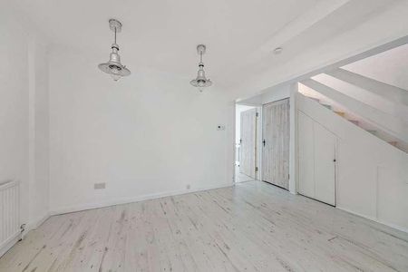 Bell Meadow, Dulwich Wood Avenue, London, SE19 - Photo 2