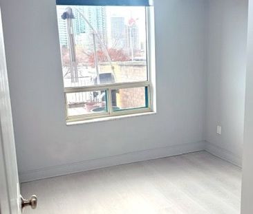 For Lease - 285 Enfield Place Unit# 207, Mississauga, Ontario - Photo 2