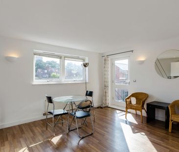 2 bedroom apartment to rent - Photo 2