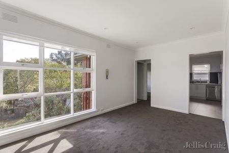 11/31 Kinkora Road, Hawthorn - Photo 3