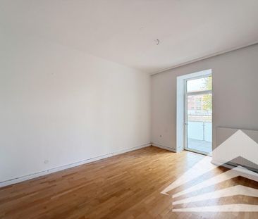 3 Zimmerwohnung mit Küche und Balkon in saniertem Stadthaus! - Foto 4