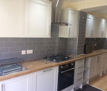 5 bedroom house to rent - Photo 2