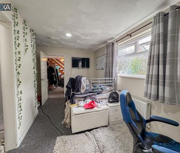 Room For Rent Tower Street, Pontypridd - Photo 4