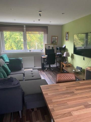 1 Bed Flat, Maxwell Drive, G41 - Photo 3