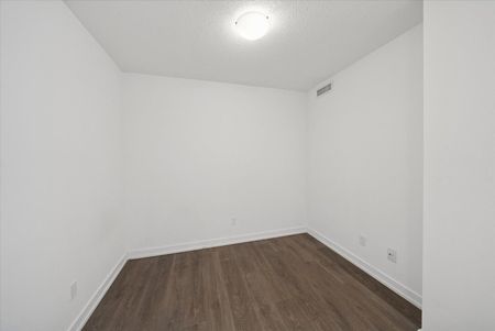 For Lease - 8 Trent Avenue Unit# 805, Toronto, Ontario - Photo 5