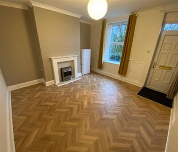 2 bedroom terraced house to rent - Photo 2