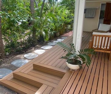 FULLY FURNISHED PALM COVE TOWNHOUSE - WIFI INCLUDED! - Photo 1