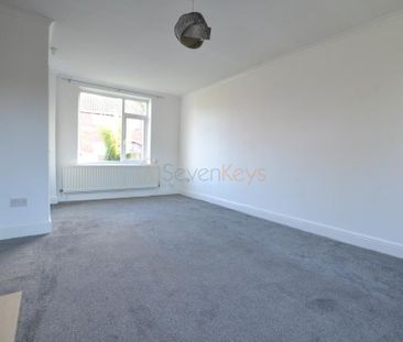 3 bedroom semi-detached house to rent - Photo 6