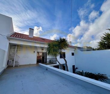 3 room luxury House for rent in Cascais e Estoril, Portugal - Photo 4