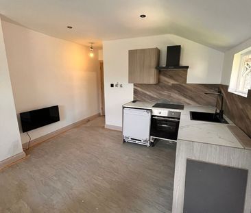 Studio Flat, Station Road, NW4 - Photo 3