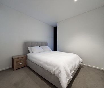 LEVEL 2 | One Bedroom Apartment WITH BILLS INCLUDED - Photo 5