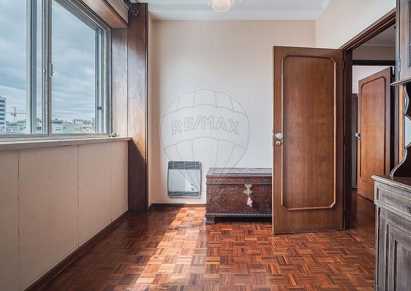 Apartamento T4 em Porto