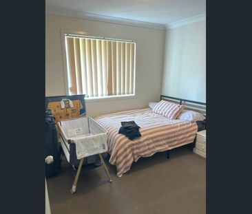 Bright Spacious Unit with Large Balcony - Photo 3