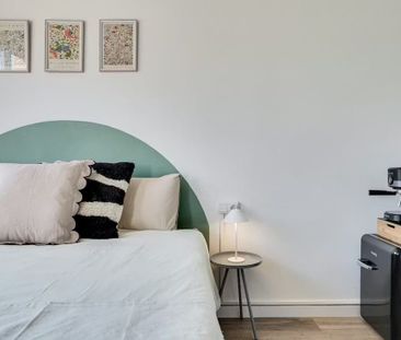 Passeig de Valldaura, Barcelona, Catalonia 08016 - Photo 6