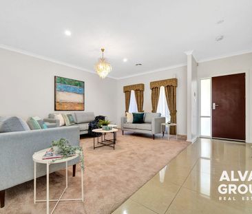 Spacious Family Home with great location!! - Photo 6