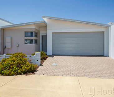 Charming Family Home - Photo 5