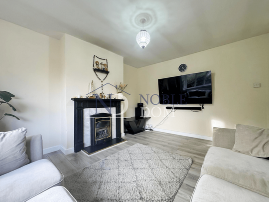 2 bedroom maisonette to rent - Photo 1