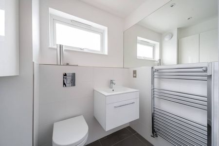 Room in a Shared House, Church Road, CR4 - Photo 5