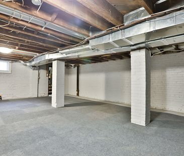 For Lease - 230 Milverton Boulevard, Toronto, Ontario - Photo 4