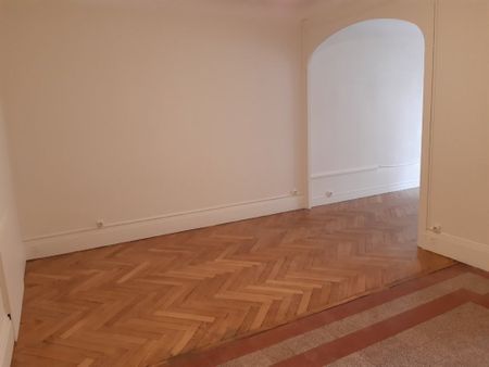 Appartement T2 A Louer - Lyon 6eme Arrondissement - 63.95 M2 - Photo 4