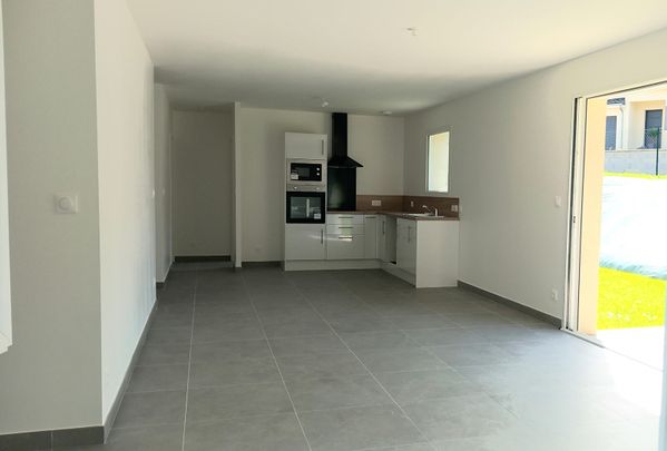Location Maison 4 pièces 88m² - Photo 1
