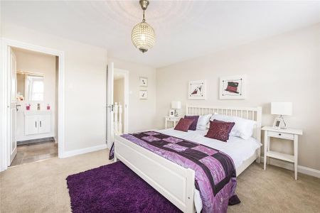 3 bedroom terraced house to rent - Photo 4