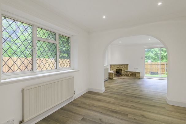 Highfield Hill, Crystal Palace, London, SE19 - Photo 1