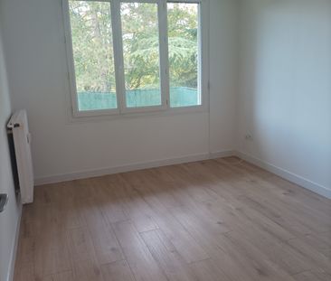 Location Appartement 5 pièces 90m² BRUNOY 91800 - Photo 4