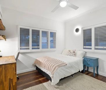 Wynnum West - Photo 2