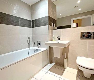 Bournemouth, BH2 - Photo 6