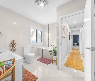 10 Turbayne Crescent, Forde ACT 2914 - House For Rent | Domain - Photo 5