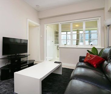 2 BEDROOM APARTMENT - CITY LIVING ! - Photo 1