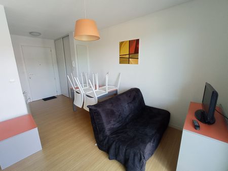 Location Appartement 2 pièces 30m² - Photo 2