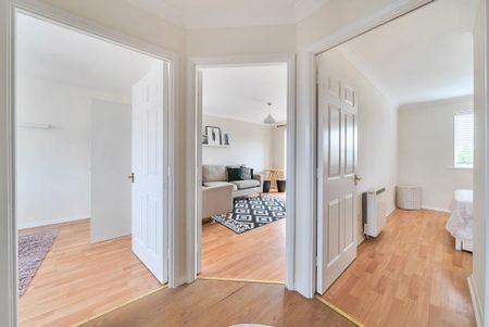 2 bedroom apartment to rent - Photo 3