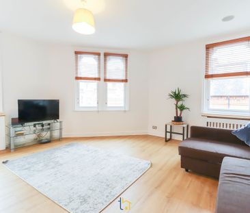 2 bed flat to rent in Millstone Lane, Leicester, LE1 - Photo 2